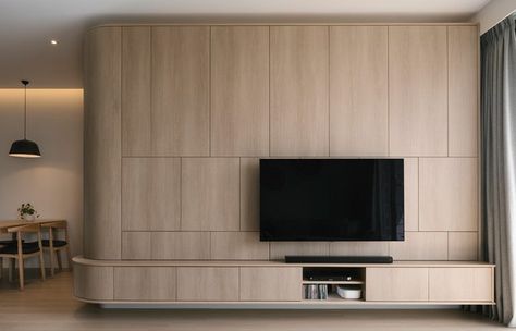 Japandi Feature Wall Design, Rustic Tv Wall, Design Tv Wall, Singapore Condo, Apartment Tv, Kid Furniture, Tv Feature Wall, Living Area Design, Booth Seating