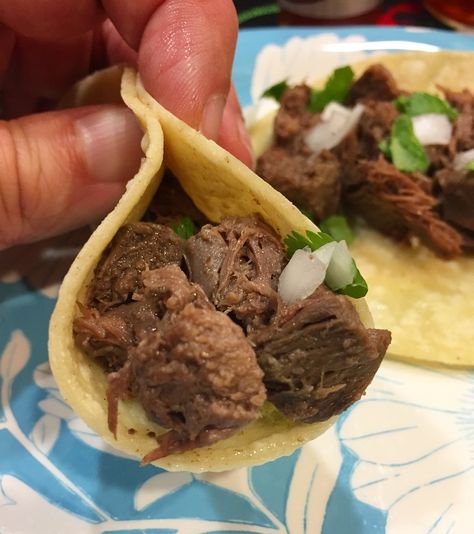 Lengua Recipe, Beef Tongue Tacos, Tongue Tacos, Easy Tacos, Beer Braised Beef, Beef Tongue, America Food, Beef Tacos, Recipe Beef