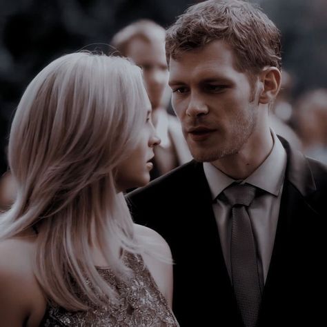 The Vampire Diaries Klaus And Caroline, Klaroline Tvd, Klaus E Caroline, Tvd Klaroline, Klaus Tvd, Klaus And Caroline, The Vampire Diaries 3, Vampire Diaries Movie, Candice King