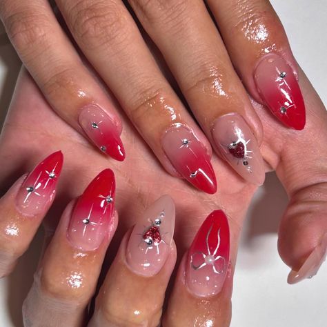 Airbrush Nail, French Top, Nail Store, Airbrush Nails, Air Brush, Nails Inspo, Red Nails, Short Nails, Nail Ideas