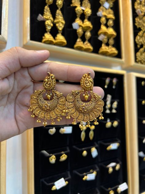 Contact 9845038080 Muslim Jewellery, Gold Earing, Simple Gold Bangle, Gold Jewelry Prom, Wedding Jewellery Designs, Temple Jewellery Earrings, Gold Earrings Indian, Gold Jewels Design, Gold Temple Jewellery