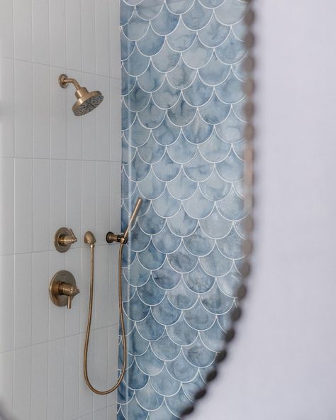 Blue Scallop Tile, Scale Tiles Bathroom, Scale Tile Bathroom, Scallop Tile Bathroom, Scallop Tile, Scallop Mirror, Scallop Tiles, Kids Bathroom Design, Scalloped Mirror