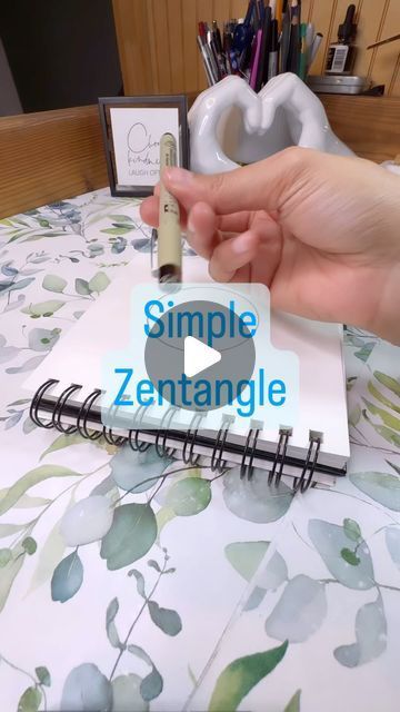 Zentangle For Beginners, Easy Zentangle Patterns, Doodle Artist, Easy Zentangle, Zentangle Flowers, Pencil Drawings For Beginners, Zentangle Tutorial, Happy Saturday Everyone, Zentangle Artwork