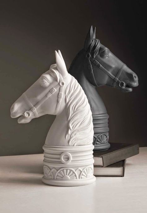 Horse Bookends, Horse Heads, Office Design Inspiration, Table Top Design, Horse Sculpture, Chic Home, Home Office Design, White Style, Chess