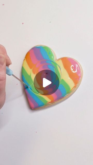 Brittany's Bakehouse on Instagram: "I call this one the ripple effect and it happens to be my favorite in the wet on wet set. All 11 cookies in this series are beginner level wet on wet designs. See the whole video on my YouTube channel at brittanysbakehouse9069 ** ** ** #cookies #cookiedecorating #asmrsatisfying #oddlysatisfying #royalicing" Royal Icing Wet On Wet Designs, Royal Icing Cookie Decorating Videos, Royal Icing Cookies Videos, Royal Icing Cookies For Beginners, Decorated Sugar Cookies Ideas, Wet On Wet Royal Icing, Cookie Decorating Videos, Heart Sugar Cookie, The Ripple Effect