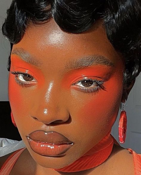 Blackgirl 
Blackgirl Aesthetic 
Makeup 
Makeup art
Blackgirl inspo Show Makeup, Orange Makeup, Makeup For Black Skin, Cool Makeup Looks, Dope Makeup, Shade Of Red, Cute Makeup Looks, Creative Makeup Looks, Eye Makeup Art