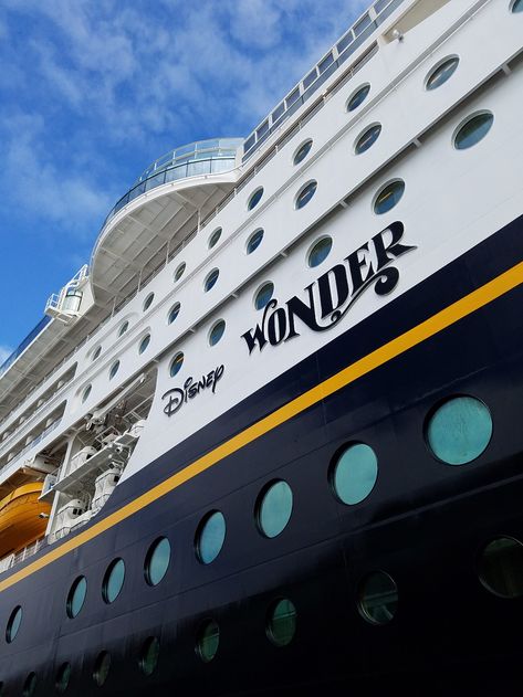 Disney Wonder Cruise Ship, Disney Cruise Pictures, News Icon, Icon Of The Seas, Cruise Tips Royal Caribbean, Disney Wonder Cruise, Cruise Ship Pictures, Disney Fantasy Cruise, Biggest Cruise Ship