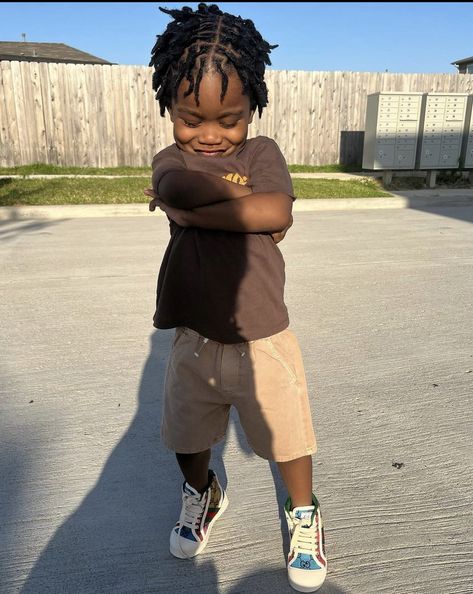 Kid Outfits Boys, Cute Kids Outfits Boys, Black Toddler Boy, Son Aesthetic, Boy Braid Styles, Braids For Boys, Black Toddler, Kids Streetwear