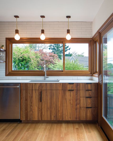 Residential Window Trends - Taryn Whiteaker Modern Wood Windows, Simple Window Design, Wood Window Design Modern, Dapur Kotor, Modern Kitchen Wallpaper, Kitchen Window Design, House Window Design, Residential Windows, Desain Pantry