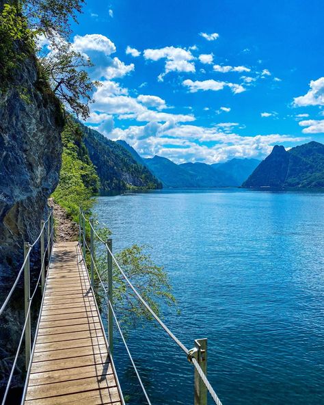 Miesweg 🎒 A beautiful hike directly at lake Traunsee in Upper Austria 🇦🇹 walking over romantic wooden bridges and small paths on the lakeside 🤍 ————————————————————— [DE] Ein neuer Blogpost ist online❗️Ein Beitrag über den Miesweg - eine wunderschöne Wanderung direkt am Traunsee. Natürlich wieder mit vielen Bilder 📸 Ich hoffe der Beitrag gefällt euch ☺️ Freue mich über eure Kommentare. Link in Bio! ————————————————————— [EN] New blogpost about the hiking tour „Miesweg“ directly at lake Austria, Link In Bio, Natural Landmarks, Travel, Nature