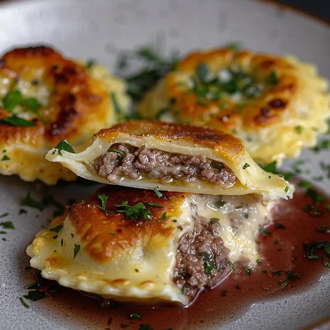 Beef Wellington Ravioli Beef Wellington Ravioli, Thanksgiving Ravioli, Autumn Ravioli, Italian Thanksgiving Dinner, Ravioli Dishes, Gourmet Pasta Recipes, Beef Ravioli Recipe, Ravioli Appetizer, Beef Ravioli