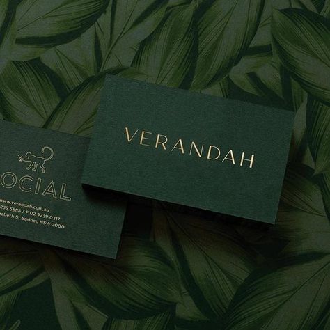 Card Branding Design, Graphic Designer Studio, Green Branding, Inmobiliaria Ideas, Luxury Business Card, Graphic Design Business Card, Name Card Design, Social Design, Minimal Business Card