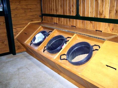 Feed room built ins with removeable tubs Tack Room Organization, Barn Hacks, Diy Horse Barn, Horse Barn Ideas Stables, Dream Horse Barns, Horse Feed, Food Dog, Barn Plans, Dream Barn