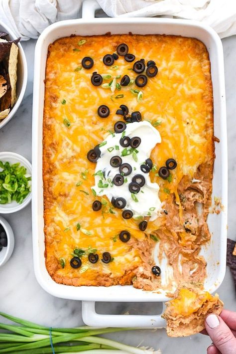 Trash Dip Recipe, Mexican Bean Dip, Texas Trash Dip, Mexican Dip Recipes, Cheese Dip Mexican, Texas Trash, Super Bowl Recipes, Bowl Party Food, Superbowl Appetizers