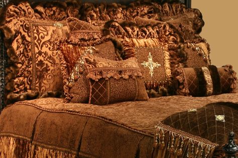 Tuscan Bedding, Tuscan Style Living Room, High End Bedding, Traditional Bedding Sets, Crystals Design, Romantic Bed, Feminine And Masculine, Designer Bedding, Tuscan Inspired