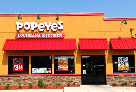 10 Things You Didn't Know About Popeyes Louisiana Fried Chicken, Popeyes Restaurant, Popeyes Fried Chicken, Popeyes Louisiana Kitchen, Fried Chicken Restaurant, Louisiana Kitchen, Popeyes Chicken, Fast Food Chains, Fried Chicken Recipes