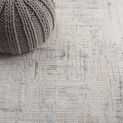 SAFAVIEH Whisper Hanako Contemporary Fringe Rug - On Sale - Bed Bath & Beyond - 37050523 Home Rugs Decor Living Rooms, Rug For Blue Room, White Grey Rug, Fringe Rugs, Grey And White Rug, Accent Colors For Gray, Dash And Albert Rugs, Light Grey Rug, Light Blue Area Rug