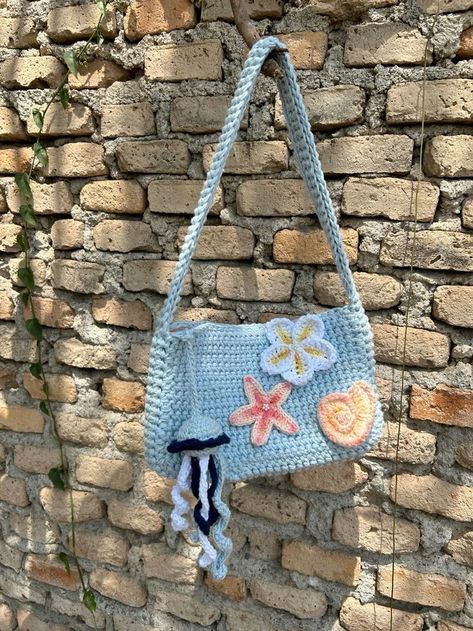 Cute Crochet Market Bag, Summer Crochet Bags, Cute Crochet Bag Ideas, Cross Bag Crochet, Crochet Summer Bags, Summer Bag Crochet, Summer Bags Crochet, Crochet Summer Bag, Crochet Beach Bags