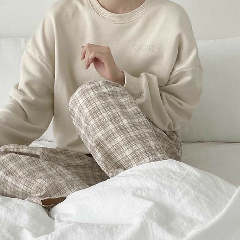 Korean Pajamas, Pajamas Aesthetic, Beige Outfit, Pajamas Comfy, Korean Aesthetic, Cute Pajamas, Beige Aesthetic, White Aesthetic, Narnia