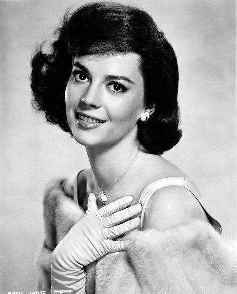 Natalie Wood Black And White, Natalie Wood Hair, Hollywood 60s, Old Hollywood Makeup, Vintage Celebrities, Moss Fashion, Old Hollywood Actresses, Old Hollywood Style, Ryan Guzman