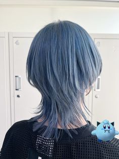 Messy Jellyfish Haircut, Male Jellyfish Haircut, Jelly Fish Haircut Medium, Wavy Jellyfish Haircut, Jellyfish Haircut Medium Length, Jellyfish Haircut X Wolf Cut Short, Jelly Fish Hair Cuts, Fish Haircut, Jellyfish Haircut Short