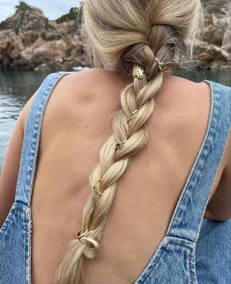 Annie Walker, Cowgirl Aesthetic, Fishtail Braid, Hair 2024, Mode Vintage, Book Aesthetic, Hair Goals, Hair Inspo, Cute Hairstyles