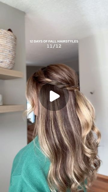 SARA STRUEBY on Instagram: "Easy twisted half up half down hairstyle for day 11/12 of fall hairstyles 🍂🍁 #easyhairstyles #halfuphalfdownhairstyle" Halfway Up Hairstyles, Half Up Half Down Hair Tutorial, Half Pony Hairstyles, Down Curly Hairstyles, Half Bun Hairstyles, Short Hair Twist Styles, Half Up Half Down Hairstyle, Down Hairstyle, Half Up Half Down Hair Prom