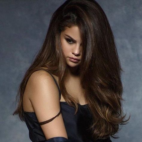 @lavedagage via Instagram #SelenaGomez #Selena #Selenator #Selenators #Fans Kill Em With Kindness, Selena Selena, Selena Gomez Photoshoot, Selena Gomez Outfits, Alex Russo, Selena Gomez Photos, Selena Gomez Pictures, Selena Gomez Style, Selena G