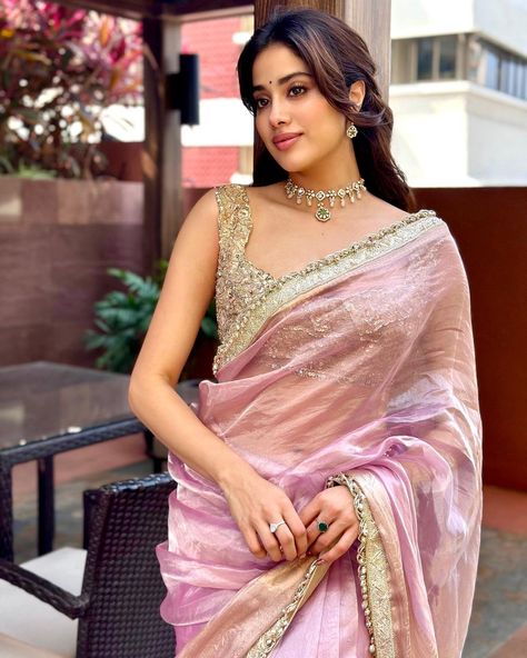 Affordable Bollywood Style Saree With Pallu, Luxury Jamawar Saree With Unstitched Blouse, Luxury Pink Summer Saree, Luxury Bollywood Saree For Spring, Luxury Saree With Unstitched Blouse For Eid, Luxury Pink Saree For Party, Luxury Peach Bollywood Saree, Luxury Pink Tilla Saree, Cheap Chanderi Saree For Wedding