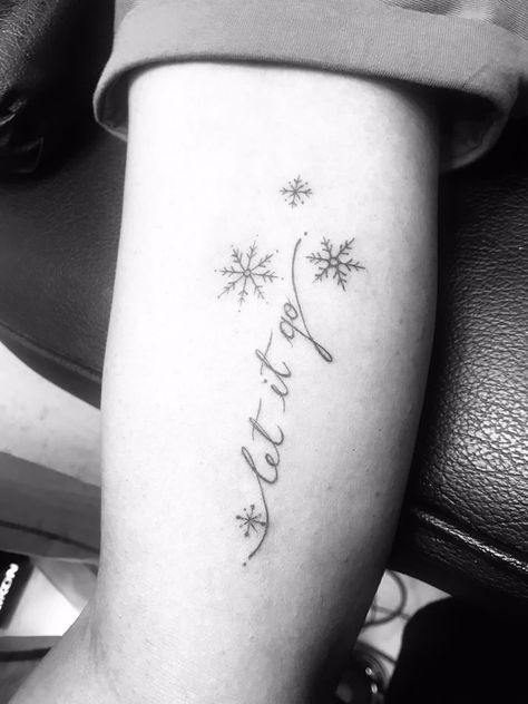 Let It Go Tattoo Frozen, Frozen Tattoo, Let It Go Tattoo, Go Tattoo, Face Tats, Note Tattoo, Sweet Tattoos, Creative Stuff, Let It Go