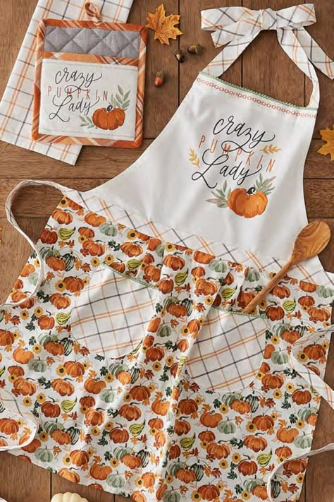 Fall Apron, Embroidered Textiles, Autumn Afternoon, Diy Apron, Apron Sewing Pattern, Sewing Business, Fall Ribbons, Cute Aprons, Sewing Aprons