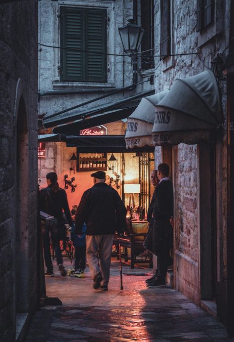 People in an Alley · Free Stock Photo People In Public Photography, Public Photography, People In Public, Ap Portfolio, City People, Public Place, Public Places, Pictures Of People, Public Space