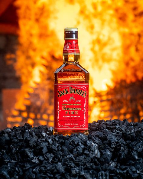 Jack Daniel's Fire on Twitter: "In Lynchburg, our fires tend to be the center of a lot of excitement. #JackFire… " Whisky Jack Daniels, Jack Fire, Whiskey Drinks Recipes, Whisky Jack, Cinnamon Whiskey, Spicy Drinks, Whiskey Recipes, Irish Cream Liqueur, Cinnamon French Toast