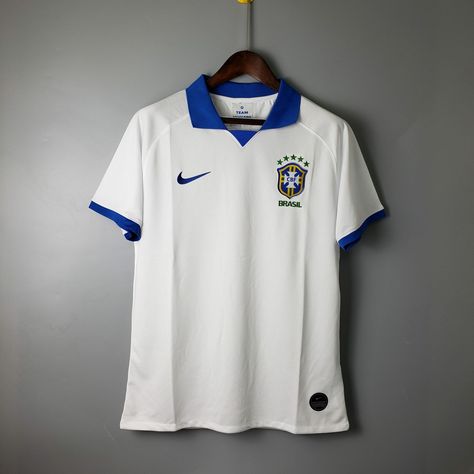 Camisa Brasil Branco 2019-20 - Boleiros Store Camisa Time, Perfect Life, Team Shirts, Sports Top, Outdoor Apparel, Soccer Jersey, White Style, Football Shirts, Brazil