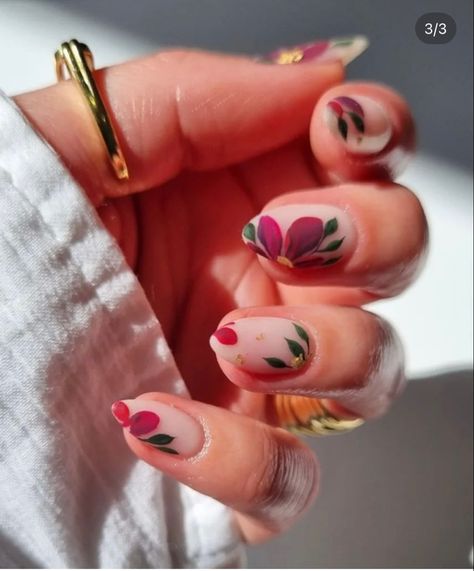 Christmas Flower Nails, Sunny Nails, Magic Nails, Floral Nail Designs, Cute Nail Art Designs, Floral Nail Art, Cute Summer Nails, Vacation Nails, Bridal Nails