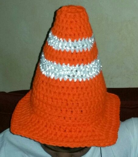 Crochet Traffic Cone Hat Pattern, Crochet Corn Ski Mask, Crochet Hat Projects, Crochet Hats Funny, Crochet Cone Hat, Crochet Hat Funny, Crazy Crochet Hats, Wierd Crochet, Crochet Funny Hats