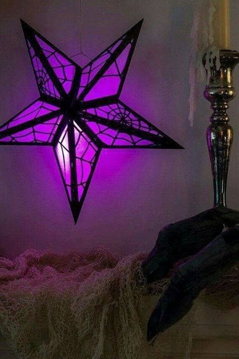 3d Paper Star, Paper Star Lanterns, Star Lantern, Tiffany Lamp, زجاج ملون, Star Lanterns, Goth Home, Goth Home Decor, Mosaic Ideas