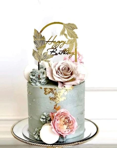 Sage Green Cake, Flower Cake Designs, 16th Bday Cake, Flower Cake Ideas, Dessert Bord, Flower Gate, Flower Birthday Cake, 70th Birthday Ideas, Cat Cakes