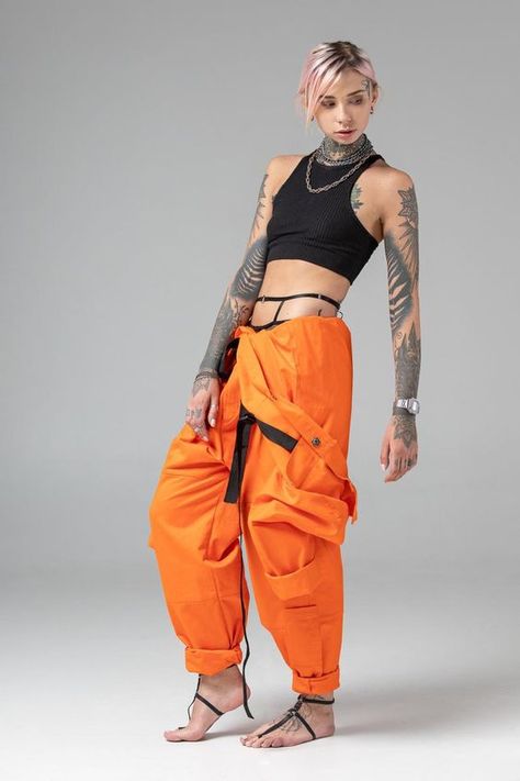 etsy.com Women one piece jumpsuit, mechanic orange overalls, adult romper, urban street style, futuristic flight workwear, A0160 Future Fashion Male, Overalls Adult, Orange Overalls, Mode Poses, Mode Cyberpunk, Pilot Costume, Orange One Piece, Moda Cyberpunk, Coverall Jumpsuit