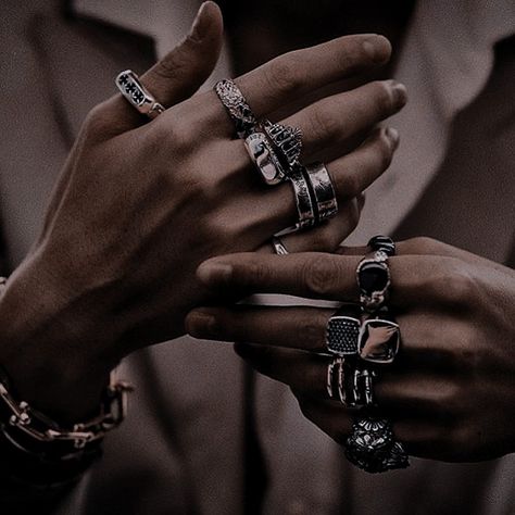 Dark Satanic, Hand With Ring, Hands With Rings, Rings And Necklaces, Male Hands, Dope Jewelry, Character Aesthetic, Black Aesthetic, Dark Aesthetic