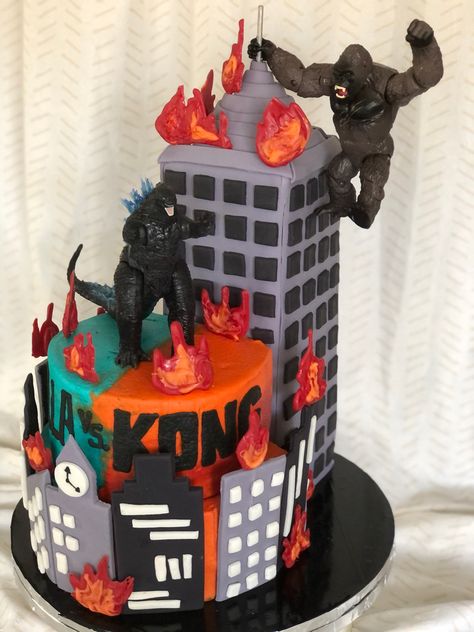 King Kong Valentines Boxes, King Kong And Godzilla Cake, King Kong And Godzilla Birthday Party, King Kong Cake Ideas, Godzilla And King Kong Birthday Party, King Kong Vs Godzilla Birthday Cake, Godzilla King Kong Cake, Godzilla Birthday Cake Ideas, Godzilla X Kong Birthday Party