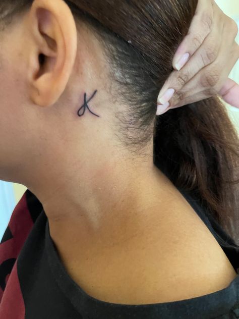 K tattoo K Behind Ear Tattoo, Letter K Tattoo, Behind The Ear Tattoo, Tattoo Behind Ear, K Tattoo, Tattoo Lettering, The Ear, Piercing Tattoo, Ear Tattoo