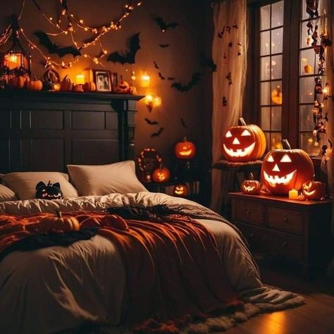 Spooky Bedroom, Tis Autumn, Crohns Recipes, Creative Halloween Decorations, 2024 Bedroom, Halloween Bedroom Decor, Halloween Room, Halloween Bedroom, Classy Halloween