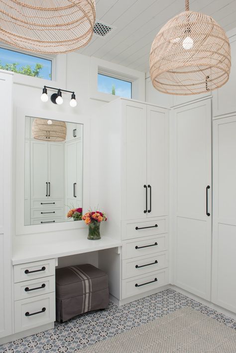 Master Closet Makeup Vanity, Built In Vanity With Storage, Vanity With Closet Ideas, Vanity Cabinet Bedroom, Built In Cabinets Bedroom With Vanity, Modern Closet With Vanity Built In, Closet Organization With Vanity, Built In Closet In Bathroom, Build In Vanity In Closet