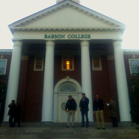 Babson College Babson College Aesthetic, Babson College, College Aesthetic, College Campus, East Coast, Dream Life, Vision Board, Boston, University