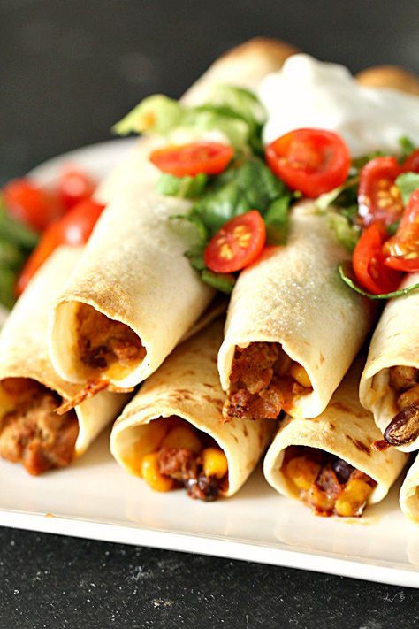 Baked Ground Turkey and Bean Flautas | Six Sisters' Stuff Bean Flautas, Ground Turkey Black Beans, Burrito Bake, Flautas Recipe, Ground Turkey Meal Prep, Ground Turkey Recipes Healthy, Ground Turkey Tacos, Turkey Enchiladas, Healthy Ground Turkey