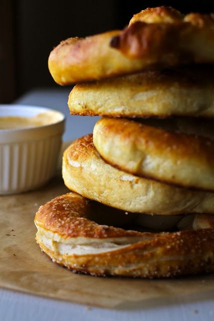 Auntie Annes Pretzels, Auntie Annes, Christmas Recipes Appetizers, Pretzels Recipe, Cheese Recipe, Cat Recipes, Cheese Dip, Copycat Recipe, Vegetarian Recipes Dinner