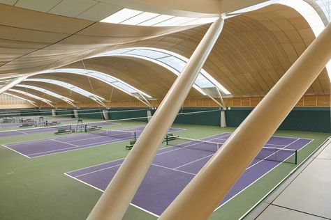 Hopkins Architects tops Wimbledon tennis courts with racket-informed roof Wimbledon Tennis Courts, Wimbledon Centre Court, Tennis Court Design, Hopkins Architects, Indoor Tennis, Stair Gallery, Community Amenities, Timber Roof, Wimbledon Tennis