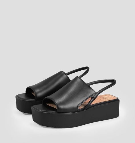 Vagabond Sandals, Swedish Fashion, Black Platform Sandals, Funky Shoes, Sandals Platform, Sandals Flat, Shoe Inspo, Aesthetic Shoes, Black Platform