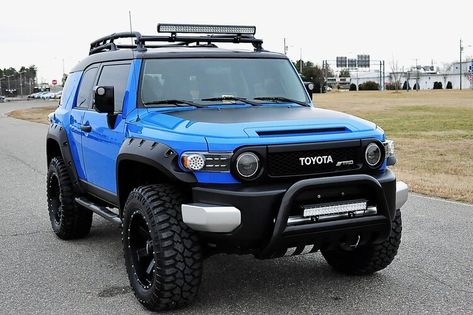 VooDoo Blue Supercharged FJ Cruiser — Davis AutoSports Lifted Fj Cruiser, Custom Fj Cruiser, Fj Cruiser Interior, Fj Cruiser Off Road, Fj Cruiser Accessories, Fj Cruiser Mods, Lifted Jeep Wrangler, Voodoo Blue, Toyota Cruiser